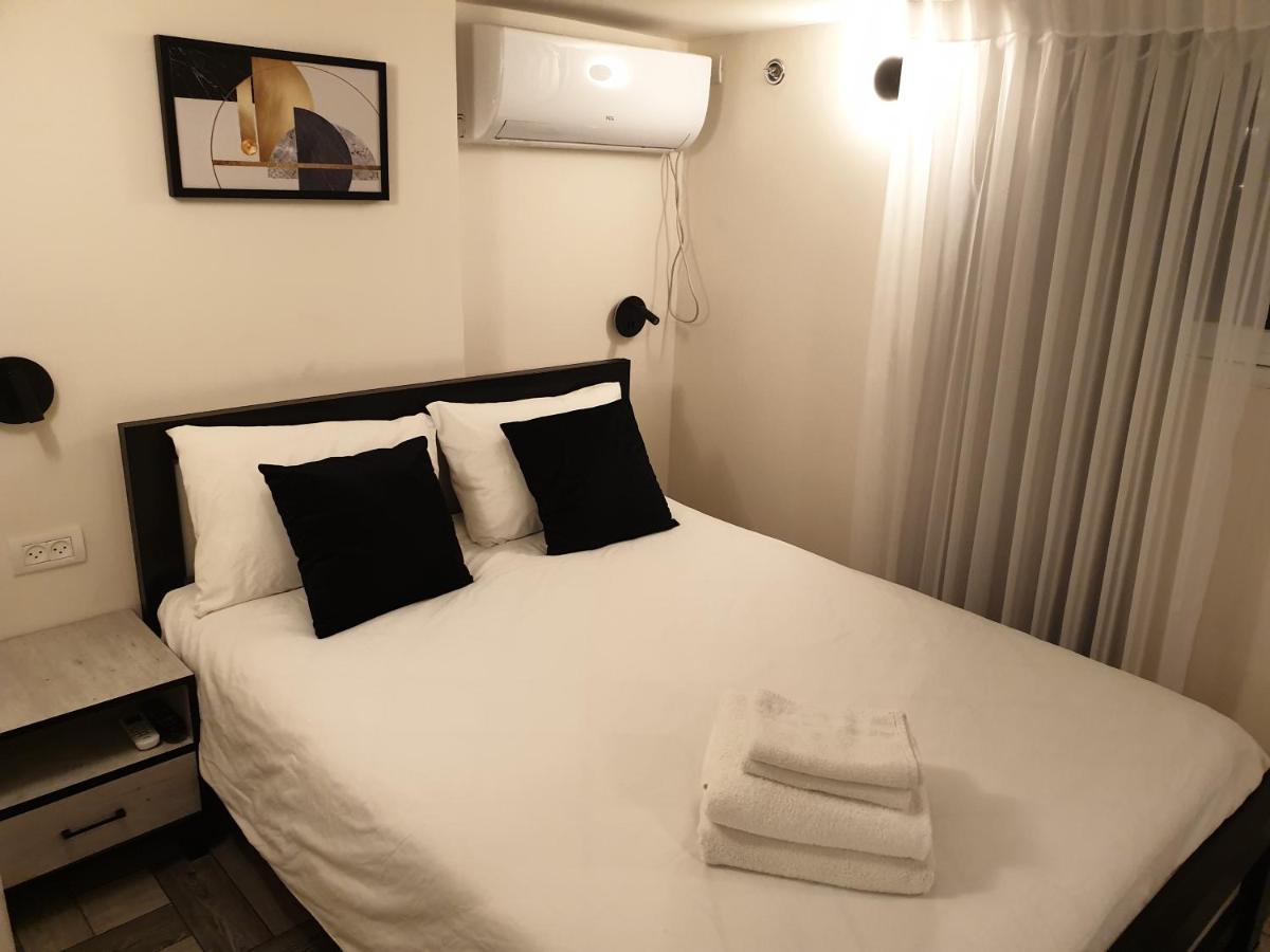 Hermitage Hotel Bat Yam Exterior foto